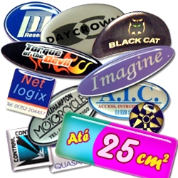 Adesivo ou Etiqueta em Vinil Branco Resinado At� 25cm� m�nimo 500 unid