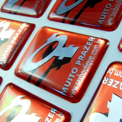 Adesivo ou Etiqueta Prata Resinado: At� 30cm� m�nimo 500 unid